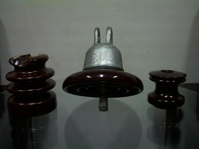 Porcelain insulator,pin insulator,stay insulator,disc insulator